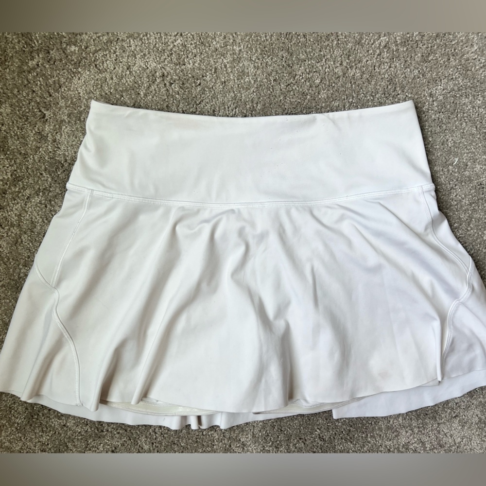 Athleta Ace Tennis Skort 13.5”, solid white M